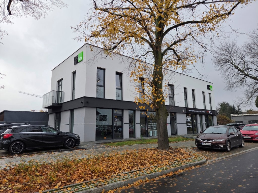 Budynek Biurowo - Usługowy Swarzędz