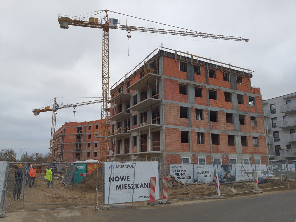 Okna Martom Aluplast 7000 - Poznań ulica Dymka przy Lidlu