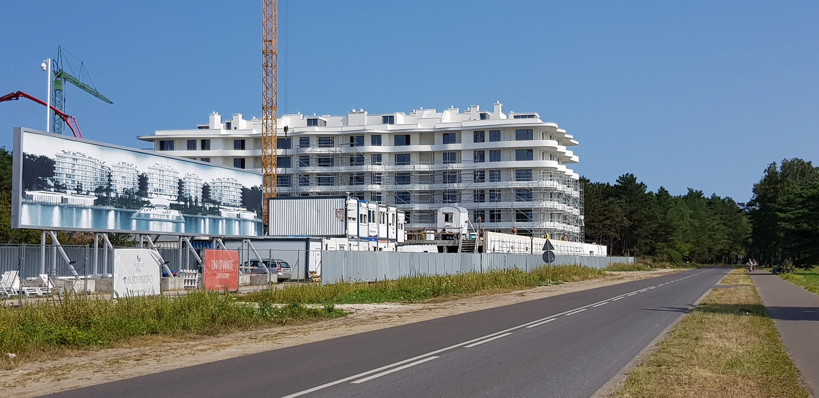 Okna Martom w ośrodku Pearl w Rogowie