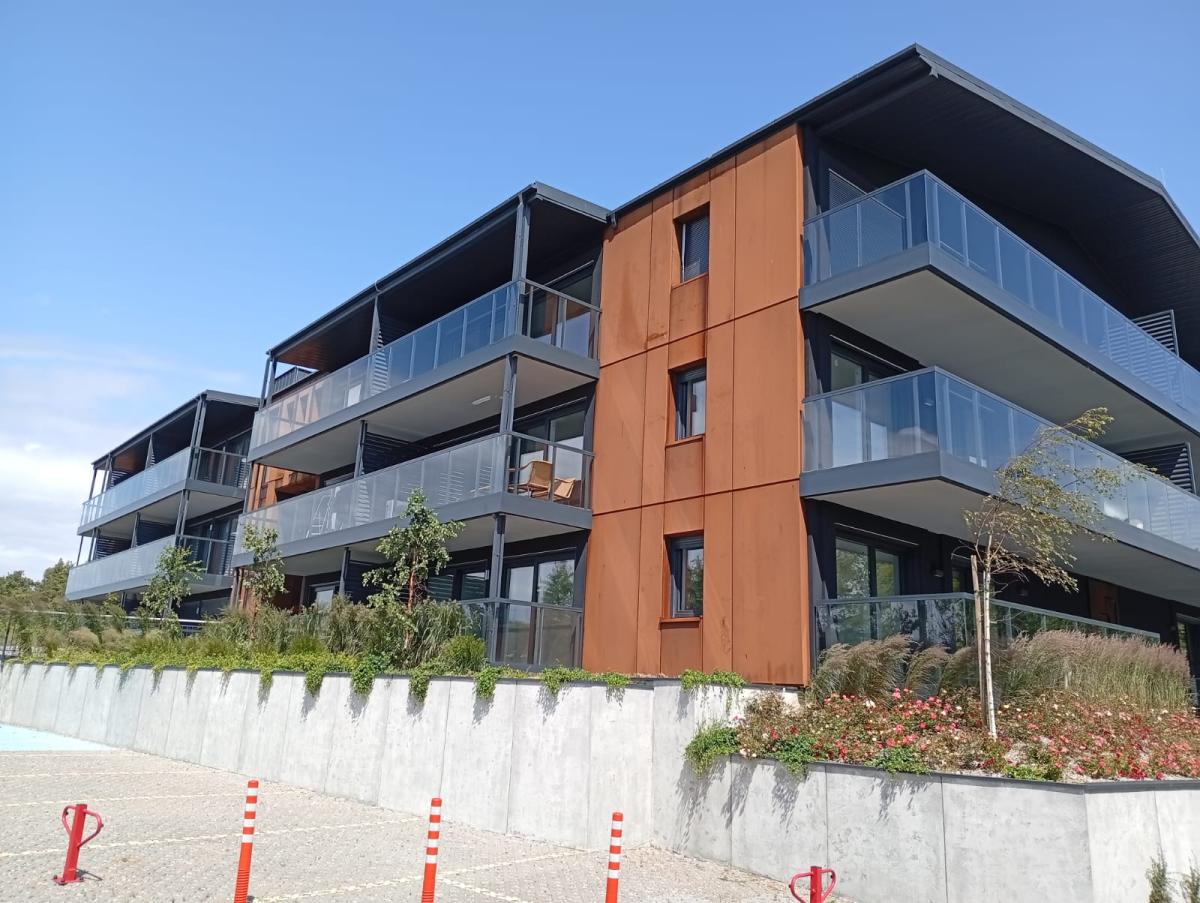 Apartamentowiec nad morzem – Rowy